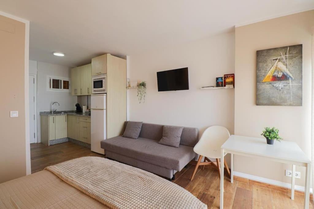 Malabiz Home Piscina Terraza Con Vistas Y Playa Benalmádena Eksteriør bilde
